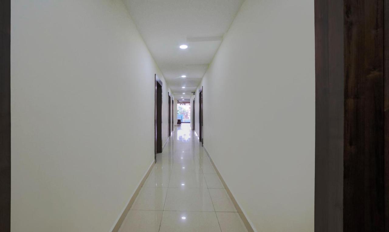 Treebo Seven Inn Tirupati Ngoại thất bức ảnh